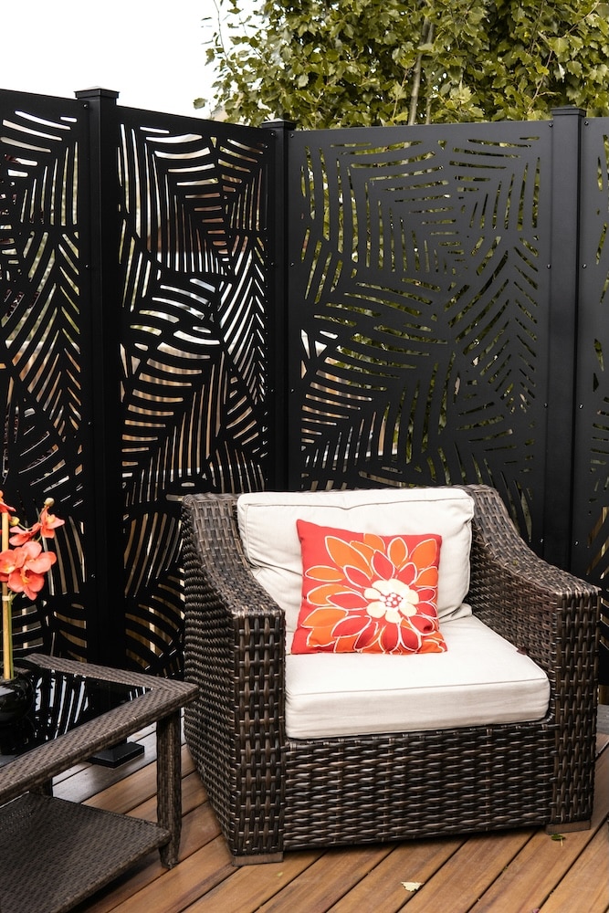 Chicago Backyard Privacy Renovation