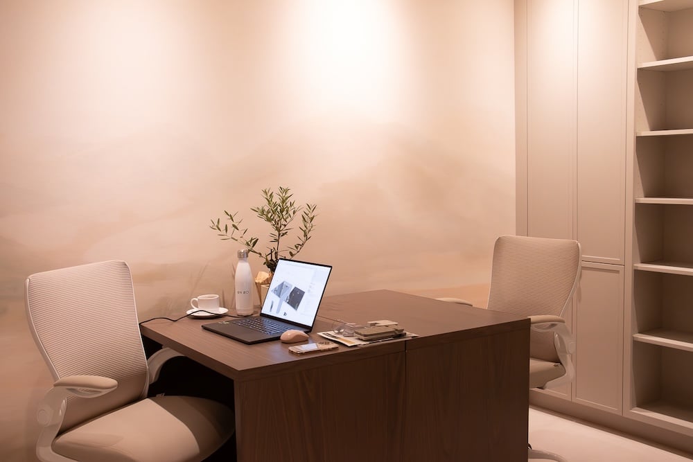 Commercial Space Designer Chicago